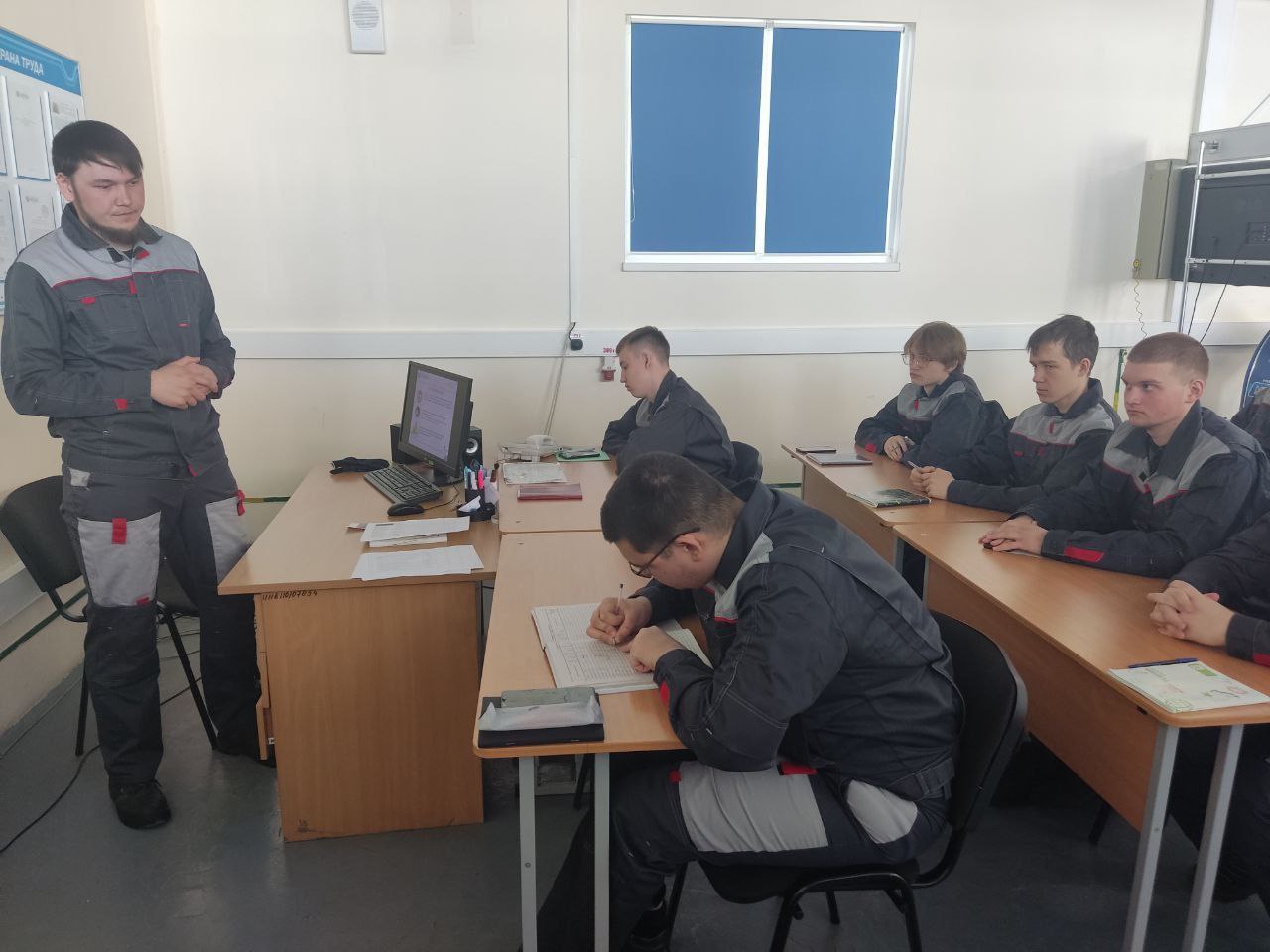 Отчет  по Декаде ЦМК по профессиям и специальностям автомобильного транспорта и металлообработки