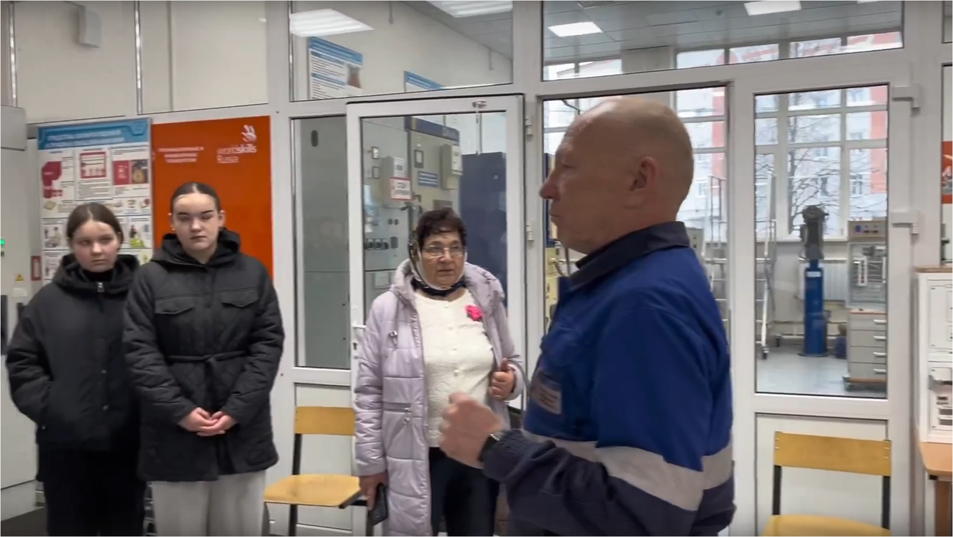 Школьники знакомятся с КанТЭТ